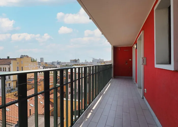Elegante, Spazioso E Silenzioso Nel Cuore Di Apartament Mediolan